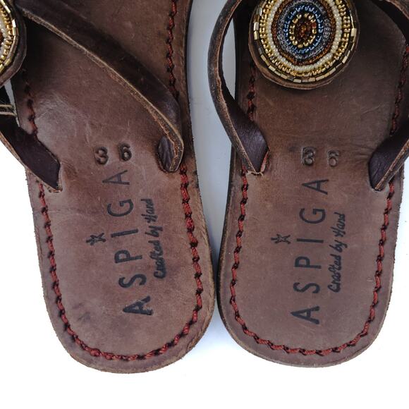 Aspiga Boho Quiet Luxe Handcraft Artsy Glass Beaded Medallion Leather Sandal 36 - Picture 4 of 9